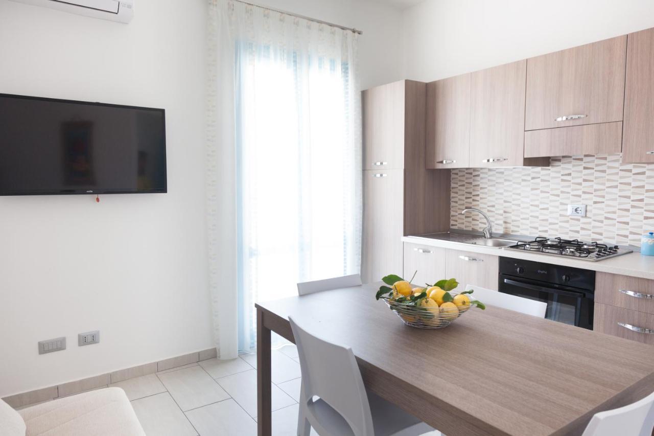 La Terrazza Sul Porto Apartment กัสเตลลัมมาเร เดล โกลโฟ ภายนอก รูปภาพ
