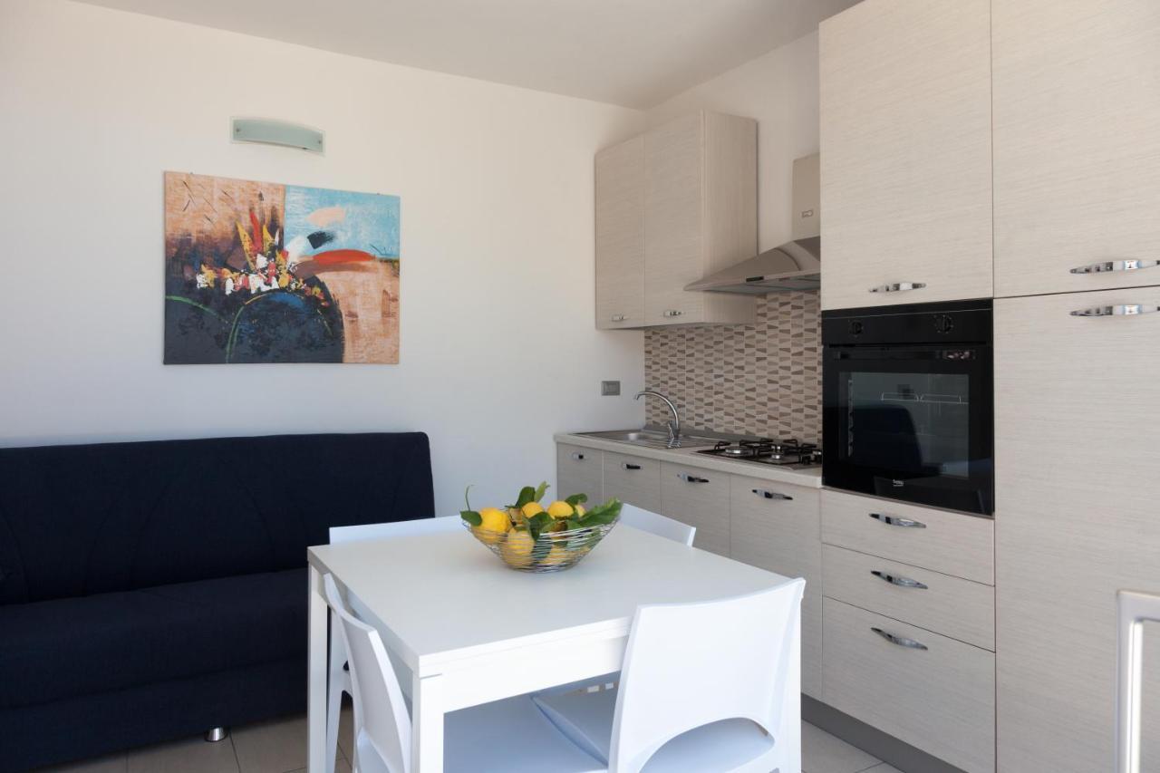 La Terrazza Sul Porto Apartment กัสเตลลัมมาเร เดล โกลโฟ ภายนอก รูปภาพ