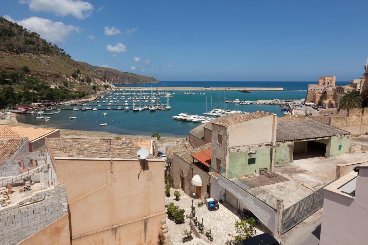 La Terrazza Sul Porto Apartment กัสเตลลัมมาเร เดล โกลโฟ ภายนอก รูปภาพ