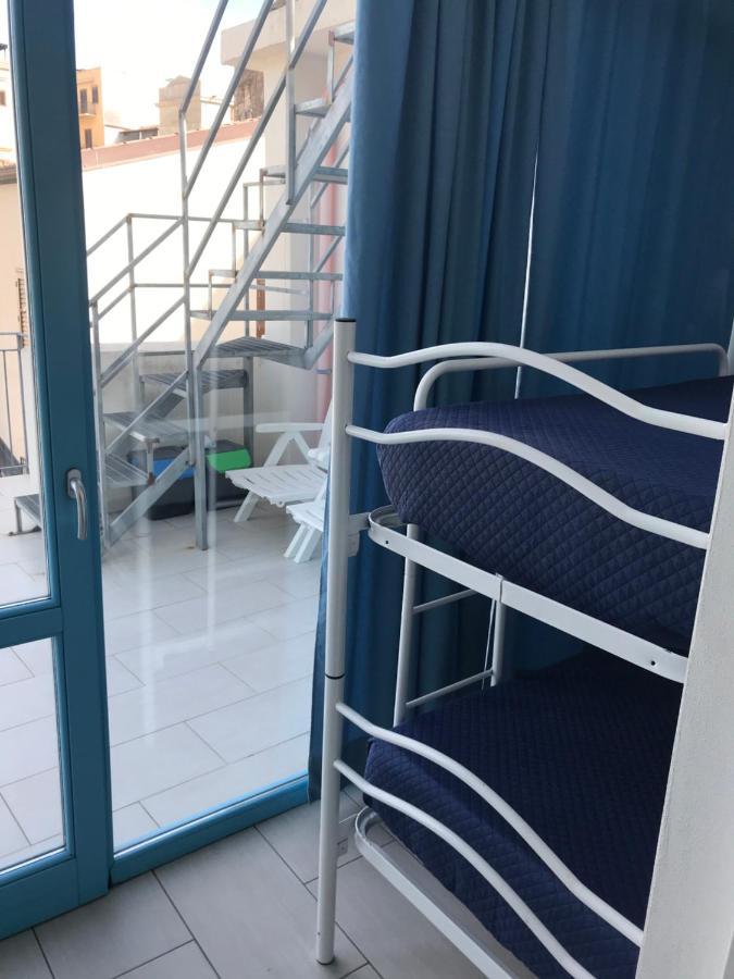 La Terrazza Sul Porto Apartment กัสเตลลัมมาเร เดล โกลโฟ ภายนอก รูปภาพ